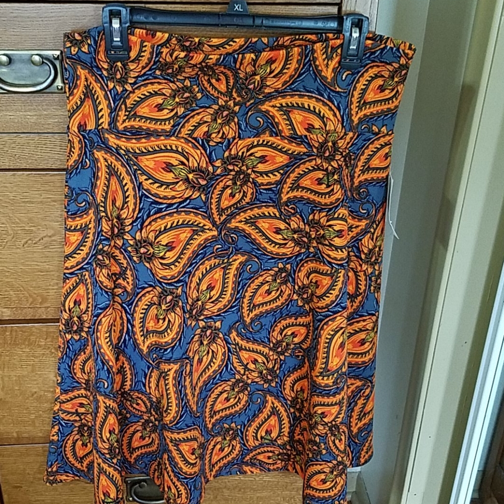 Lularoe Azure flair skirt, size XL, new with tags